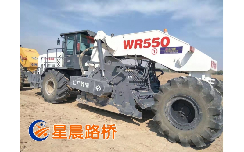 冷再生機租賃服務在濟南起步區作業施工